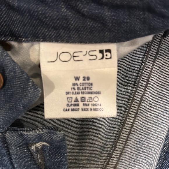 Joe’s Medium Blue Flare Jeans in size 29 - Picture 4 of 5